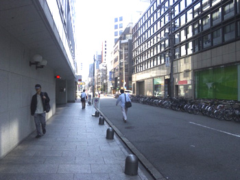 地上